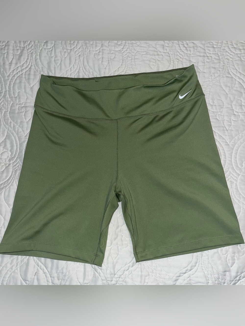 NWOT Nike Women's Olive Performance Bike Shorts with Hip Swoosh